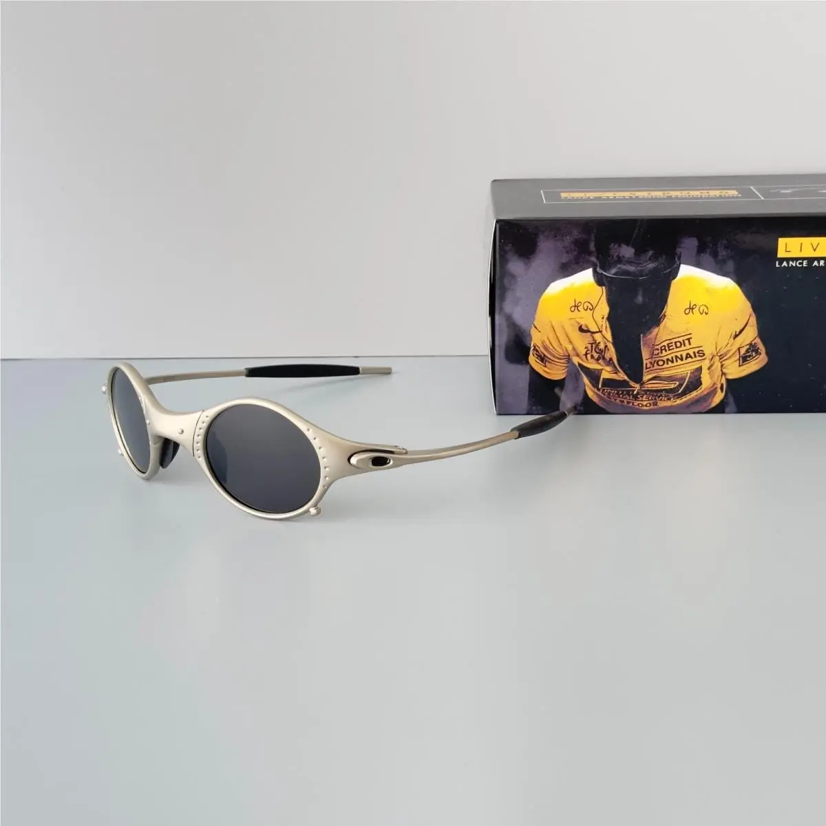 X-metal Mars Silver Frame Black Lens Sunglasses Unisex Rare by Oakley