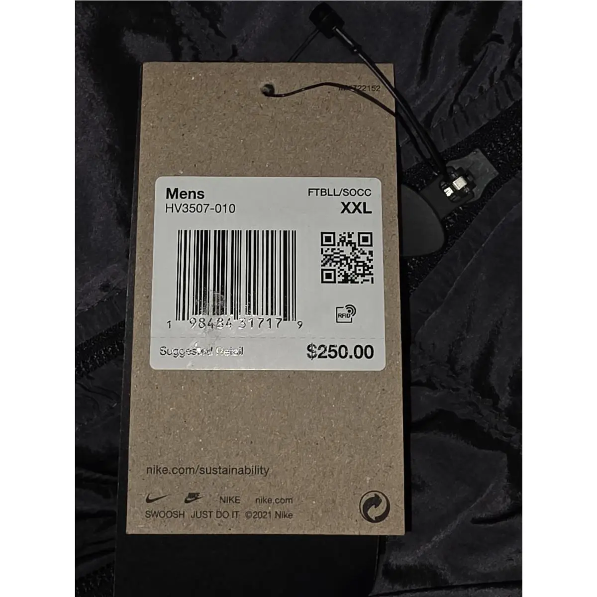 Nike clothing - Nike Total 90 Therma-FIT Soccer Puffer Jacket - HV3507043 - Black (UPC: 198484321329) 5