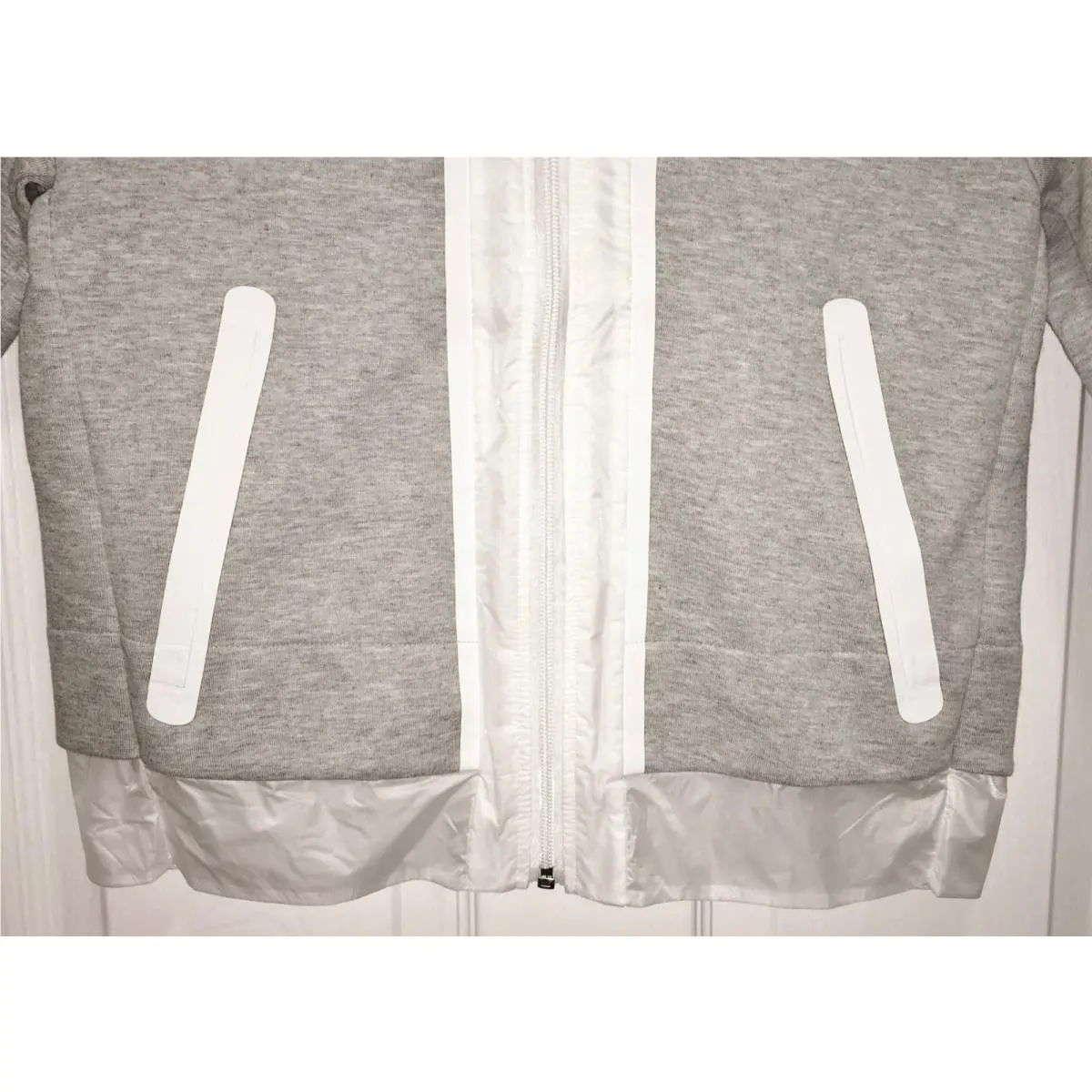 Nike clothing - NIKE Tech Fleece Cropped Splatter - 803012 - Gray 11