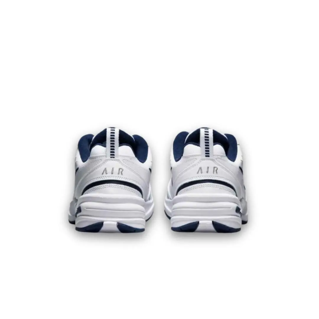 Nike shoes - White 3