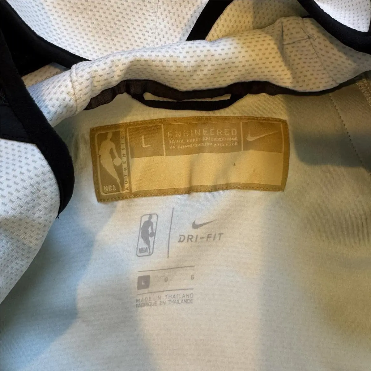 Nike clothing - White (UPC: 888413694678) 5