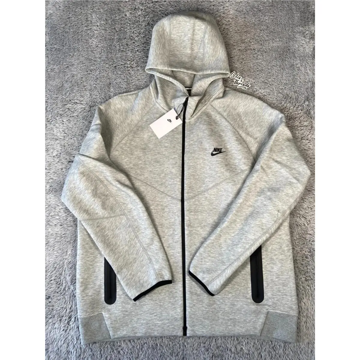 Windrunner Tech Fleece Full-zip Hoodie Sz Large Men Heather Grey FB7921-063 by Nike