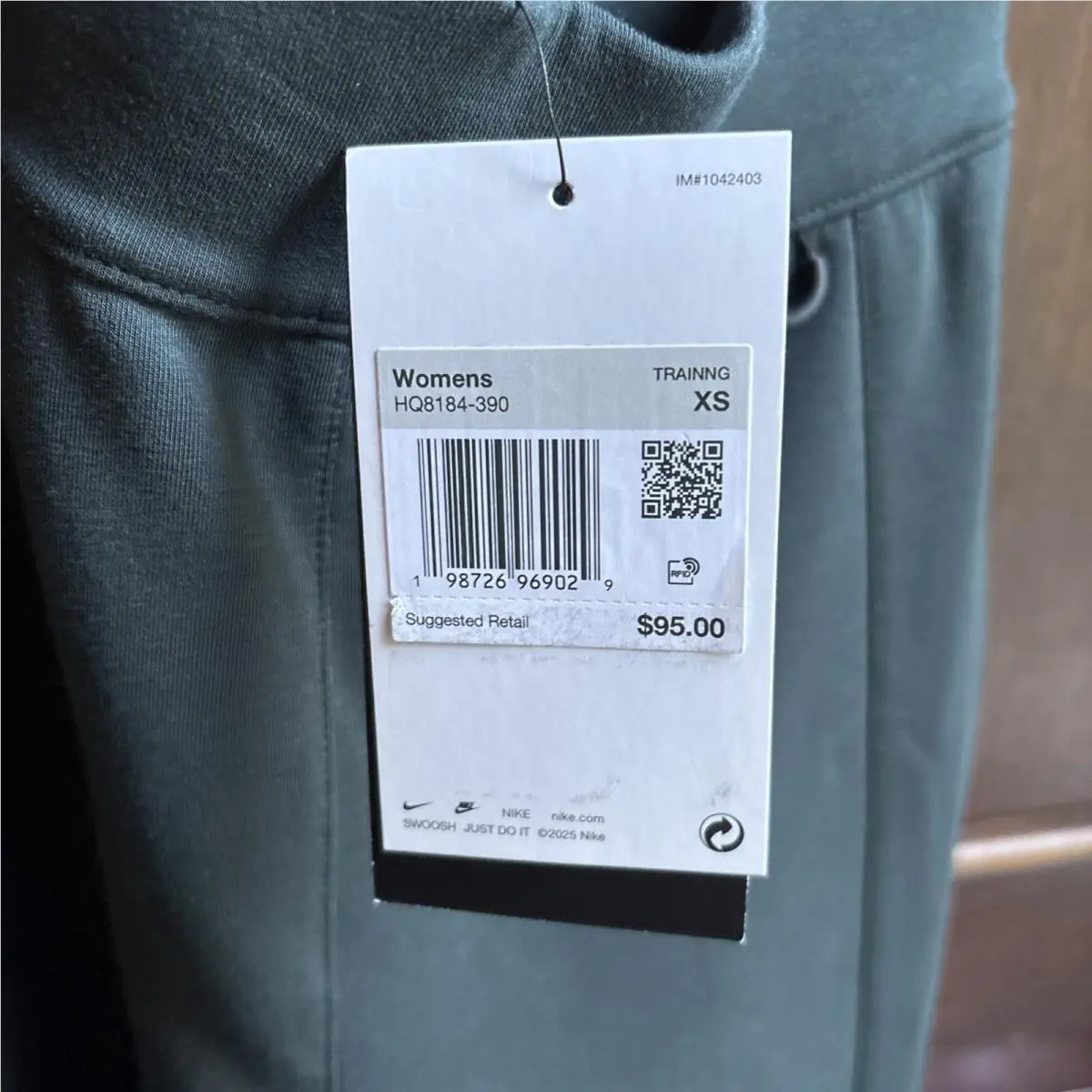 Nike clothing - Seaweed 11