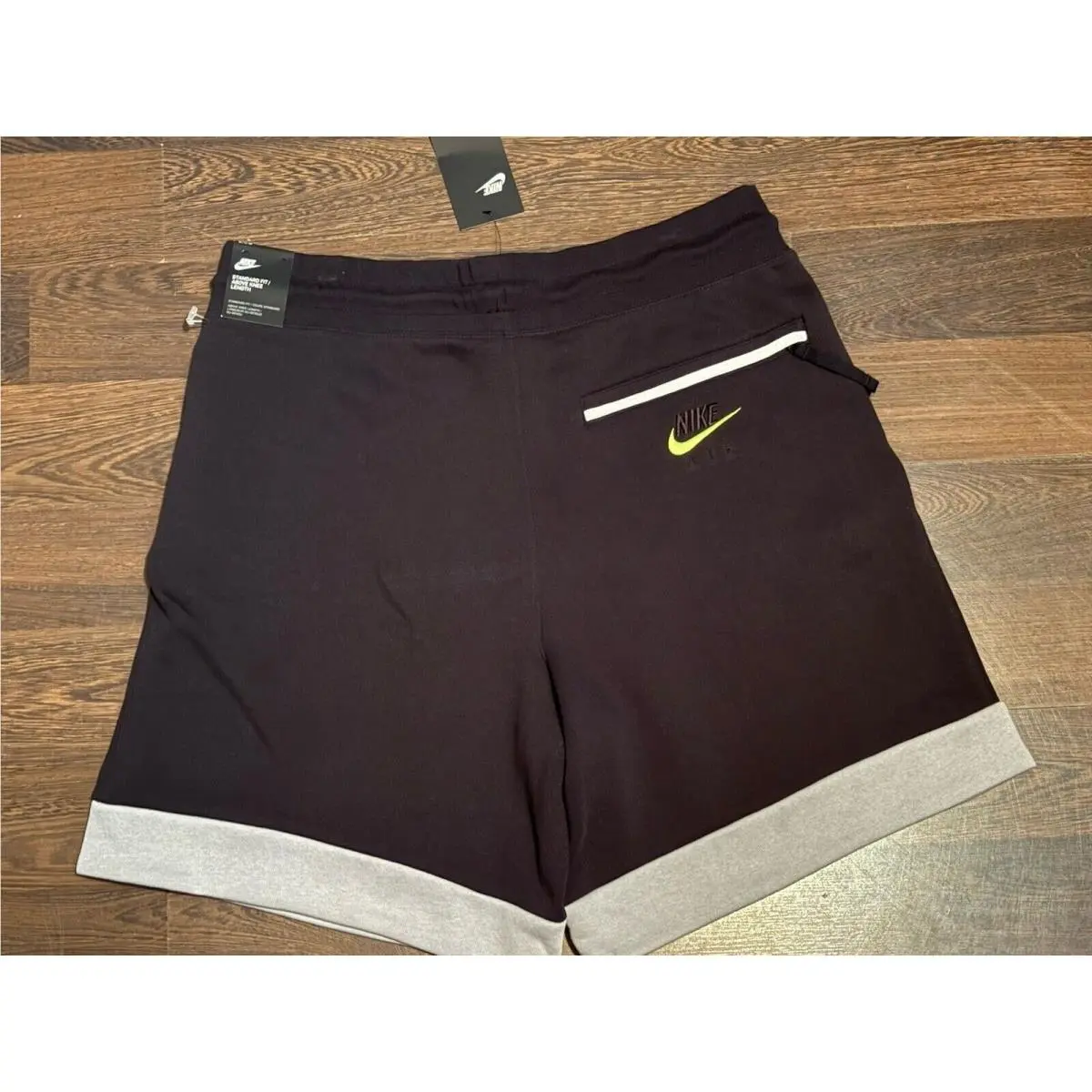 Nike clothing - Red/White/Black (UPC: 193154922769) 8