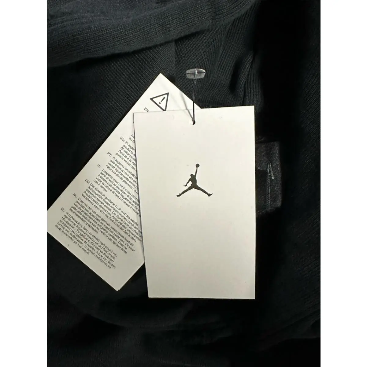 Nike clothing - Black / Red (UPC: 197862149814) 5
