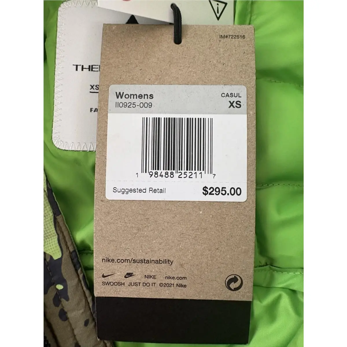 Nike clothing - College Grey/Mean Green/Black/Summit White 2