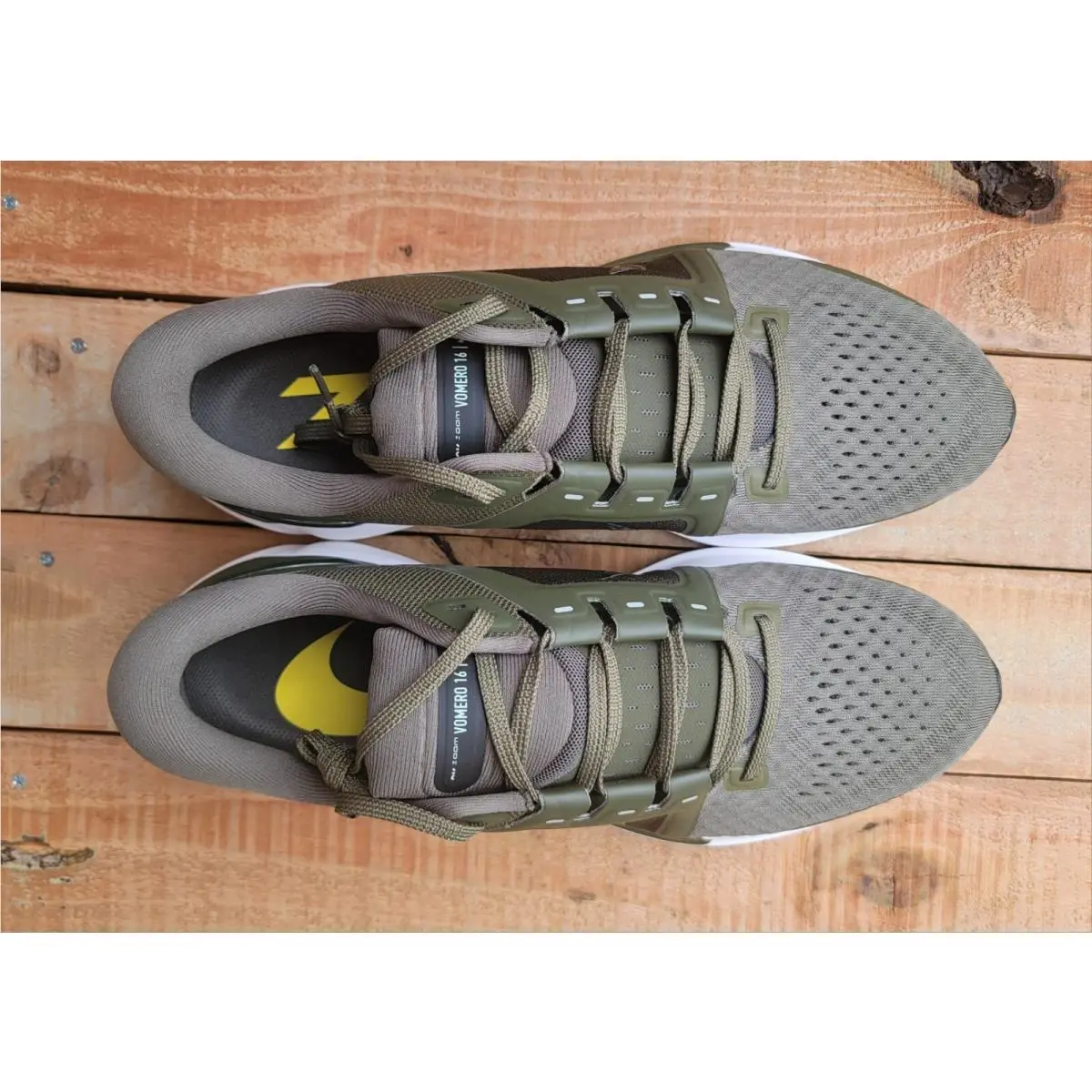 Nike shoes - Nike Air Zoom Vomero 16 - DA7245-200 - Green 5
