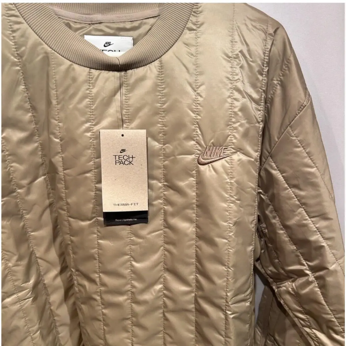 Nike clothing - Tan 3