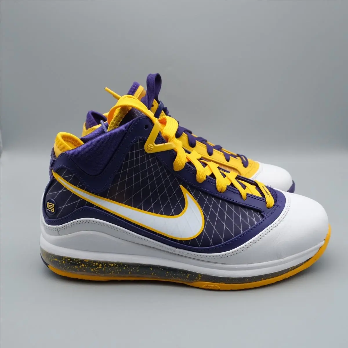 Nike shoes - LeBron VII QS - LeBron VII - Multicolor 8