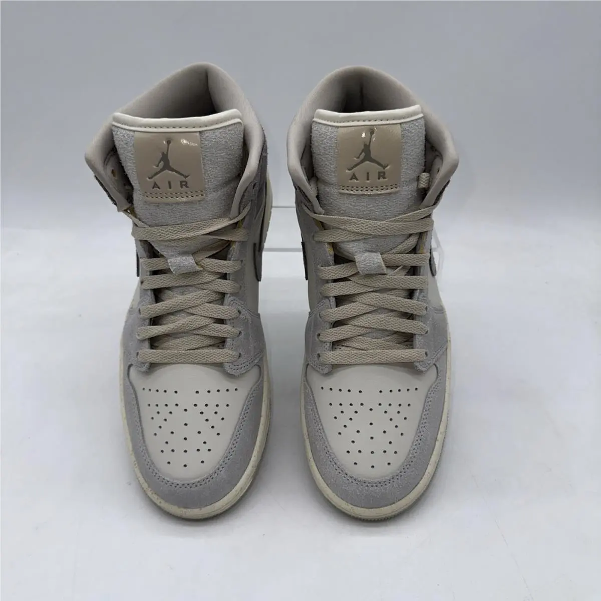 Nike shoes - Air Jordan 1 Mid SE - IB7010 001 - Gray 3