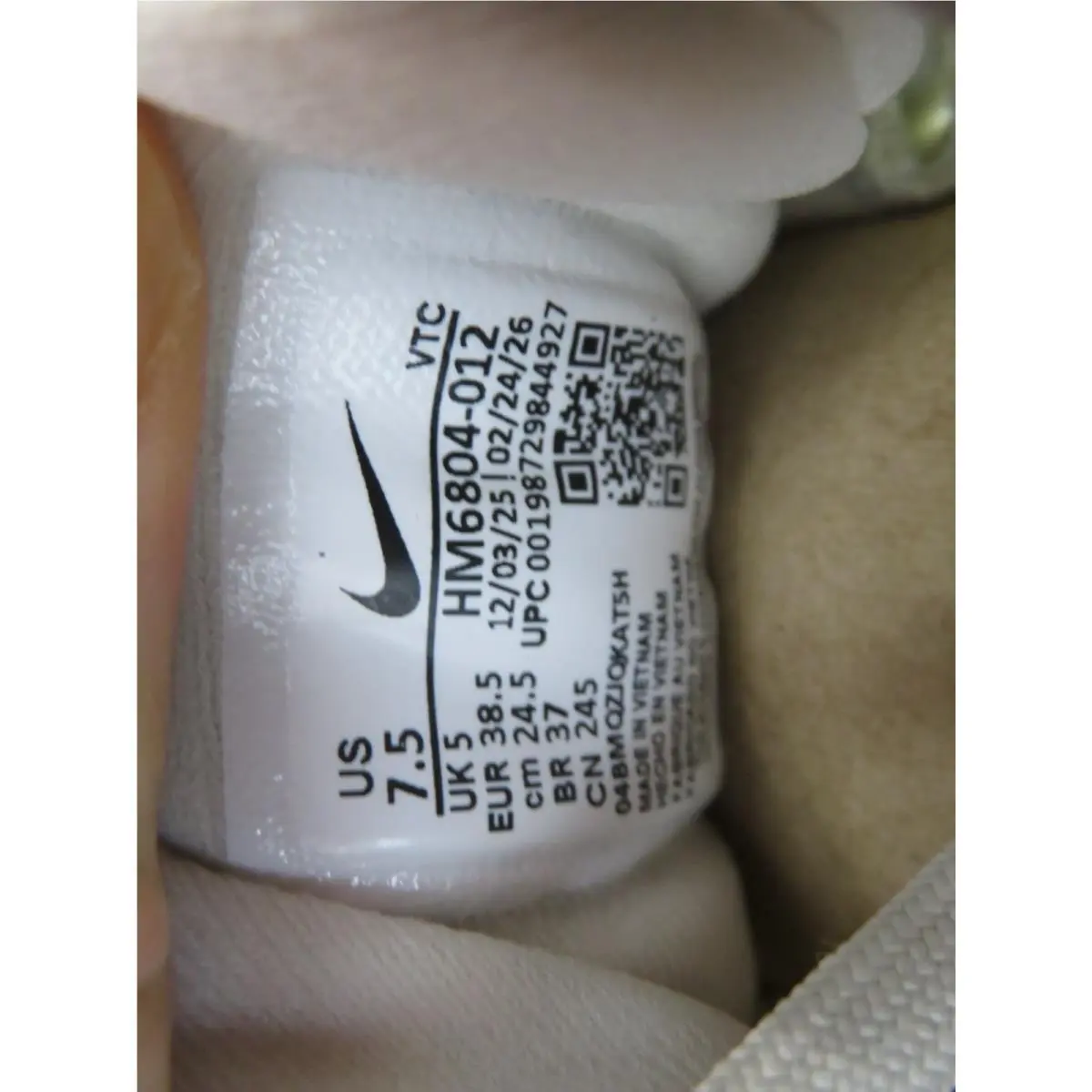Nike shoes - Nike Vomero 18 - Vomero - Gray 7