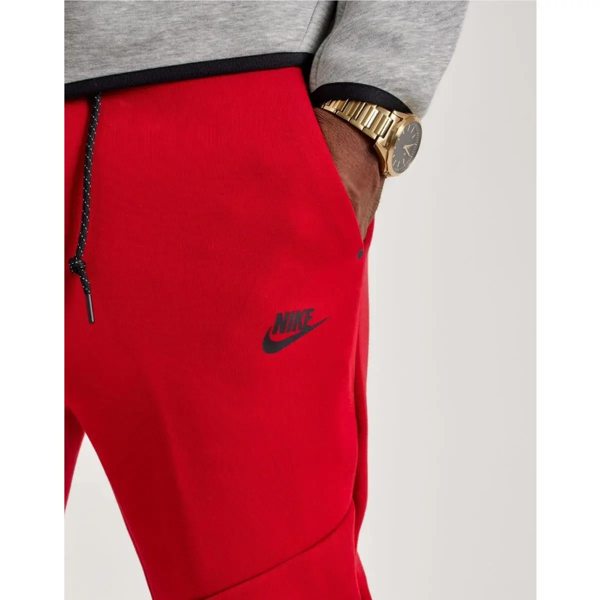 Nike clothing - Red (UPC: 197602926064) 1