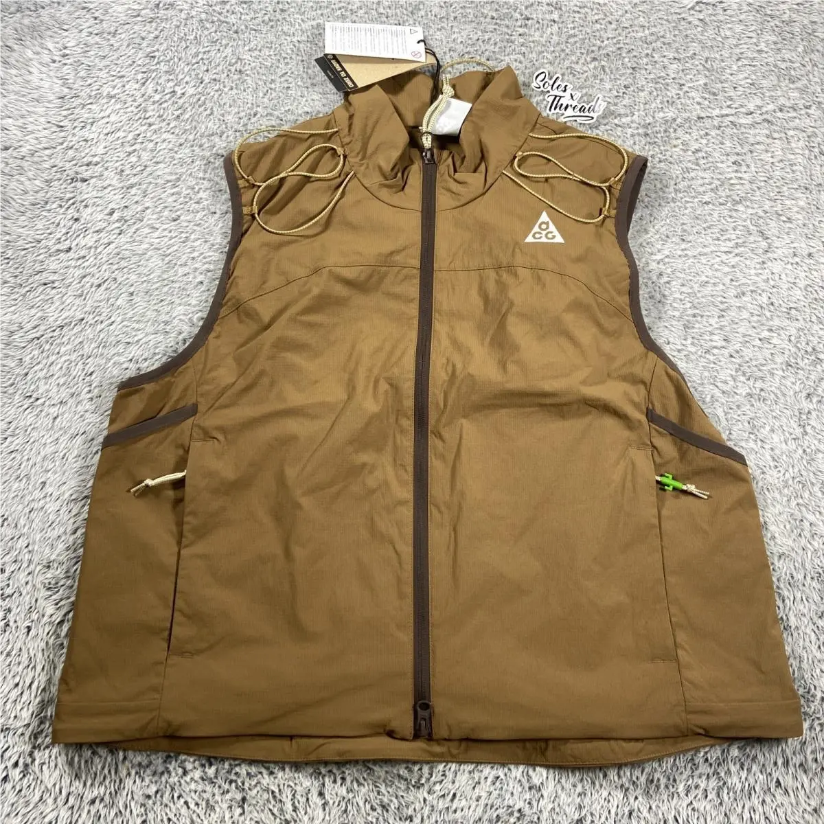 Acg Death Bloom Vest Size Large Men Mosswood Brown HV0600-235 by Nike