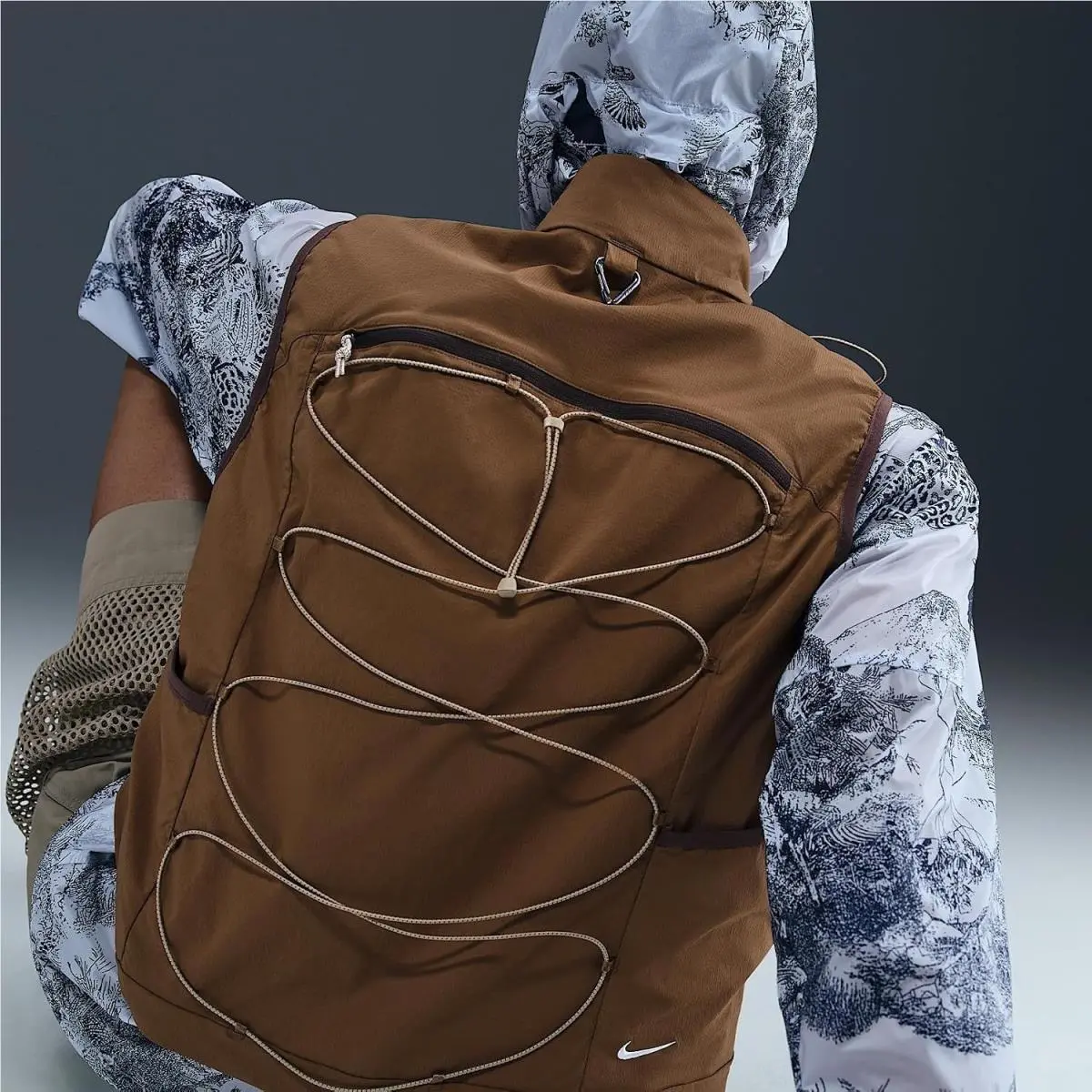Nike clothing - Brown 1
