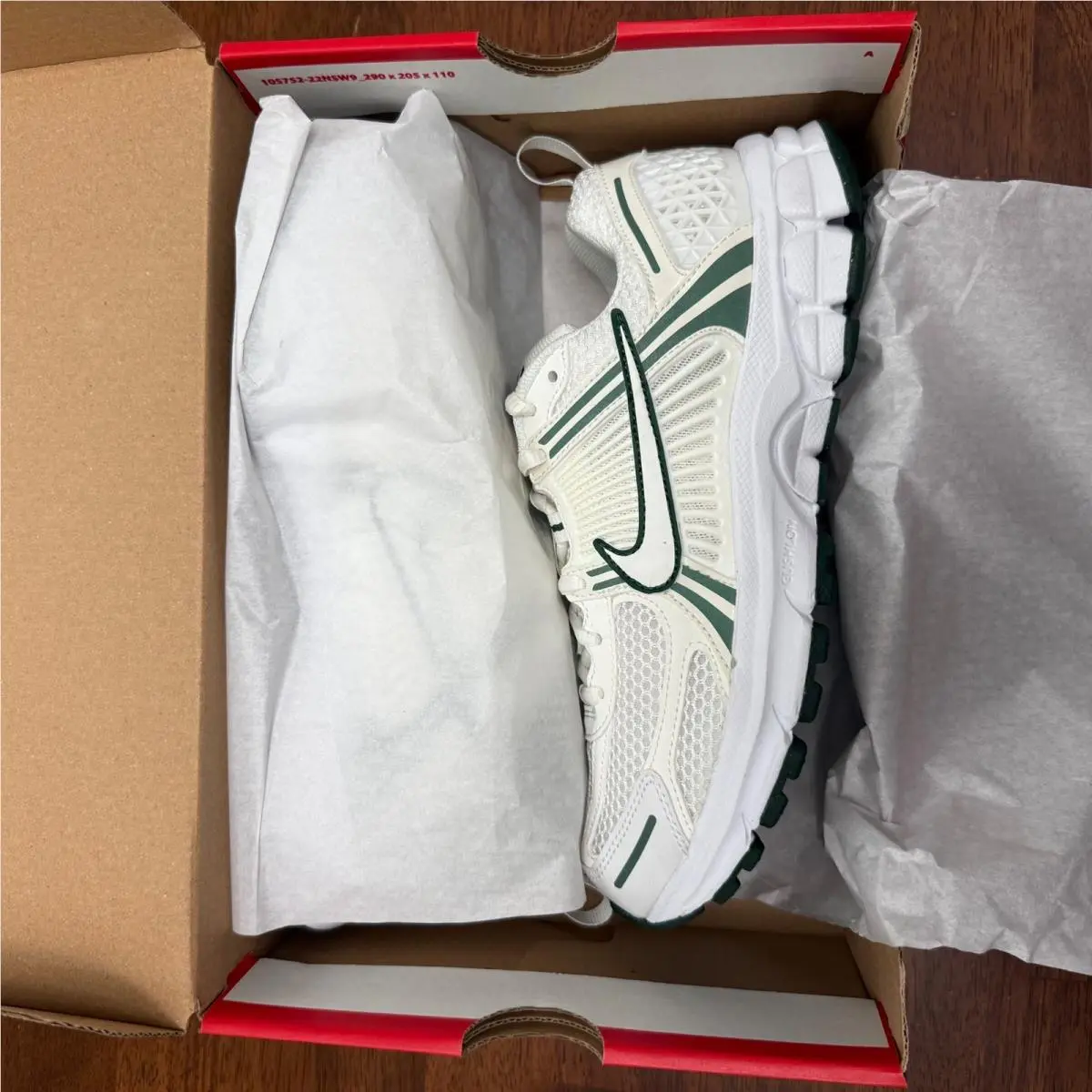 Nike shoes - Nike Vomero 5 - Vomero - White 2