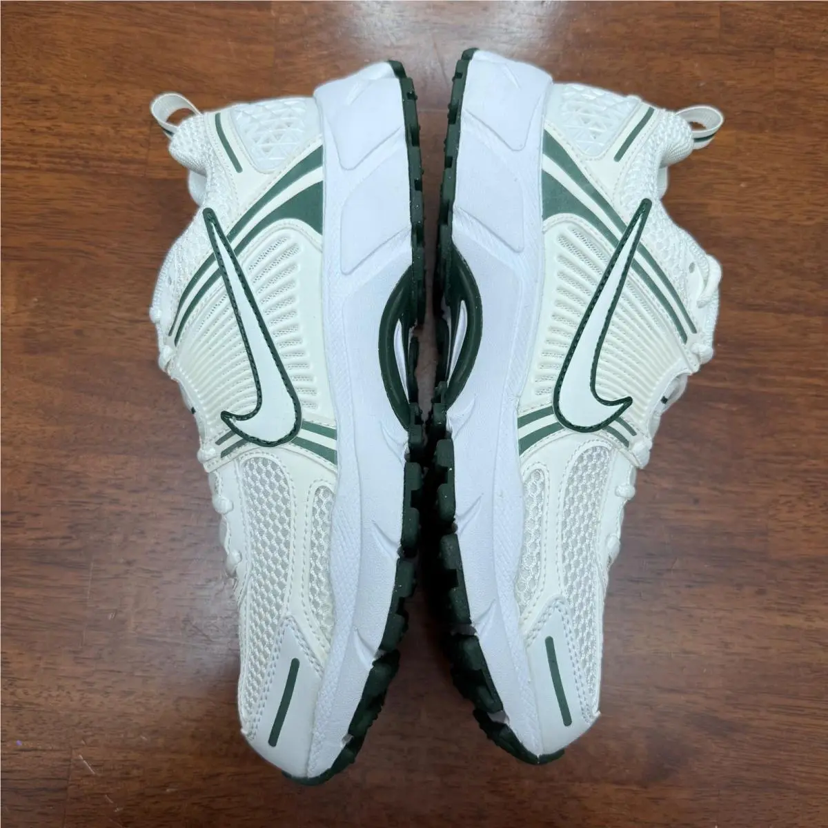 Nike shoes - Nike Vomero 5 - Vomero - White 4