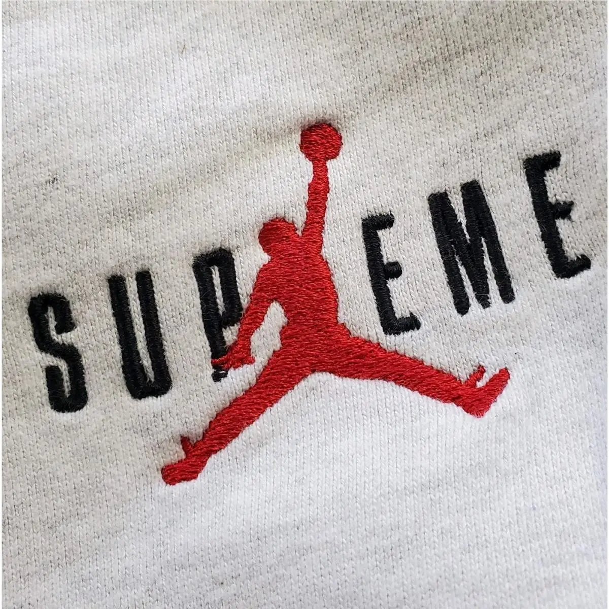 Nike clothing - Supreme Jordan Sweatpants - Supreme Sweatpants - HF0838-051 - Gray 3