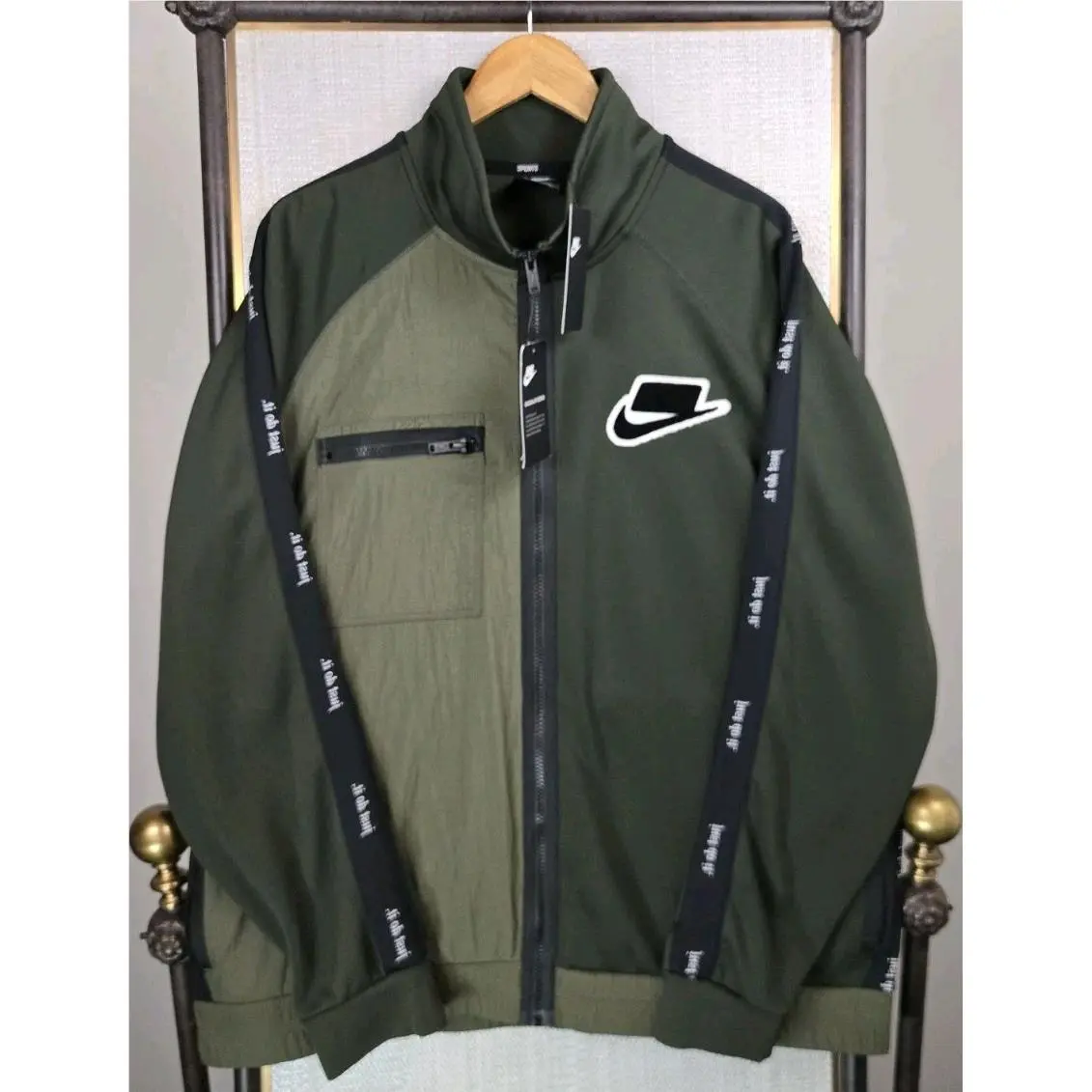 Sportswear Nsw Mens Size XL Full Zip Jacket Unusual by Design by Nike
