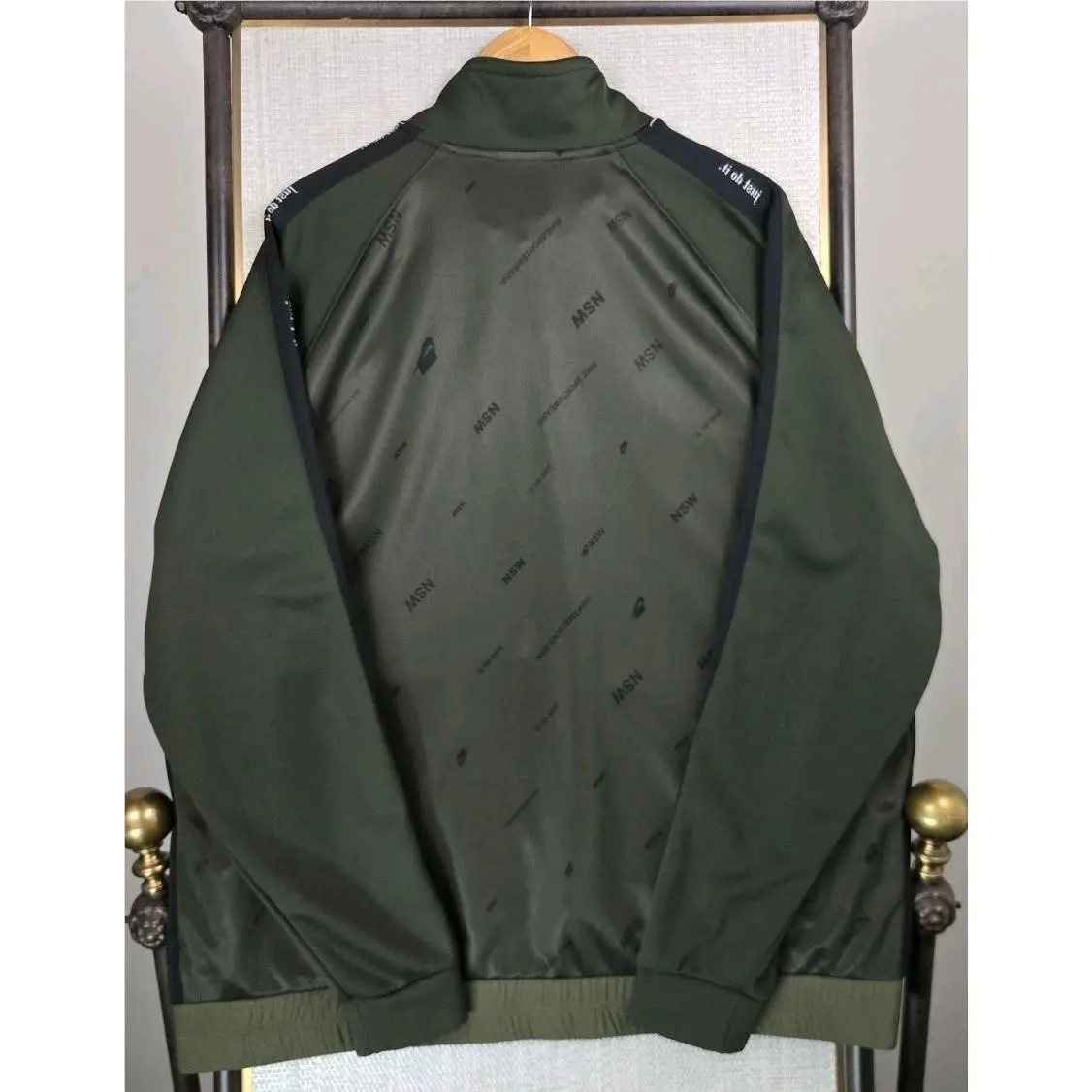 Nike clothing - golf casual long sleeve water wind long sleeve swoosh jacket windbreaker full zip men`s size dri-fit drifit nike basketball olive drab OD green 2019 deadstock NOS 2019 model - Green 6