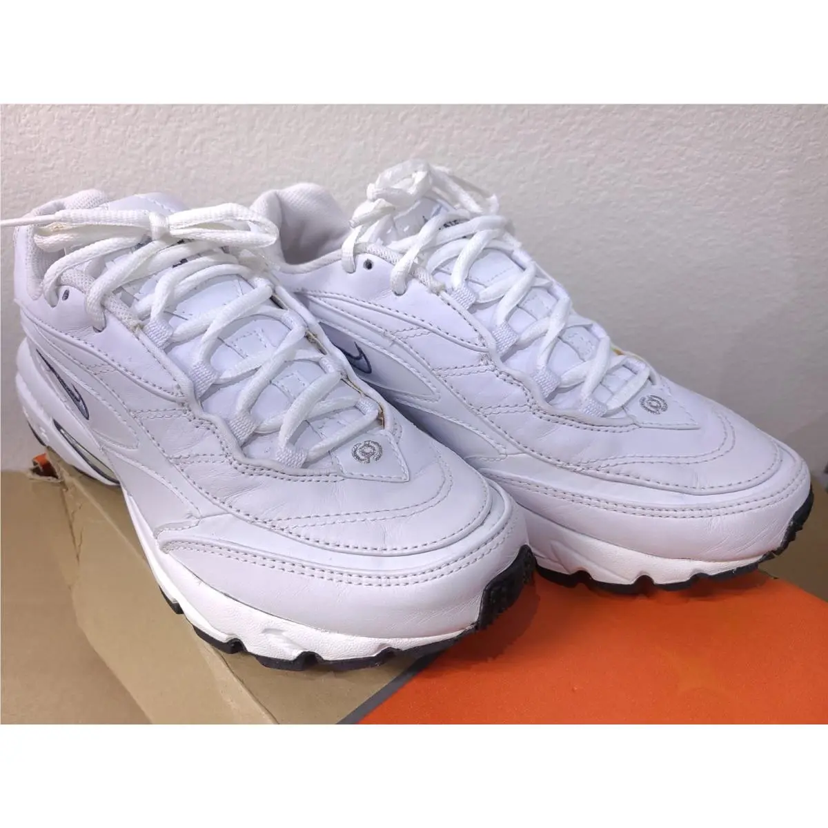 Nike shoes - NIKE Air Alate - Air Alate - 103123-101 - White 2