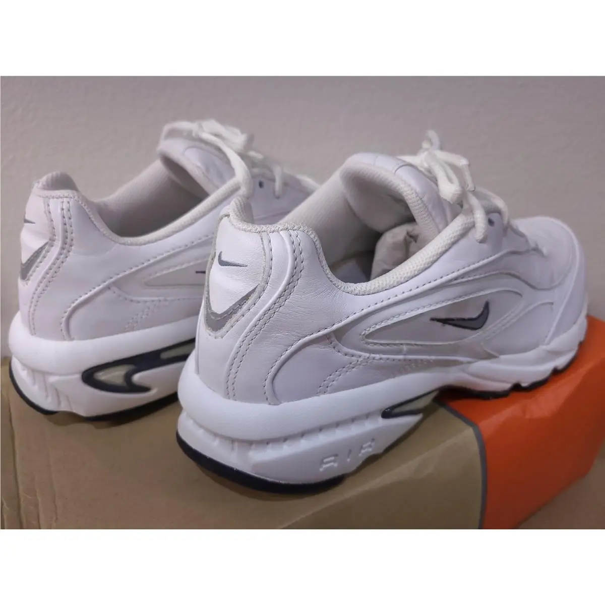 Nike shoes - NIKE Air Alate - Air Alate - 103123-101 - White 4