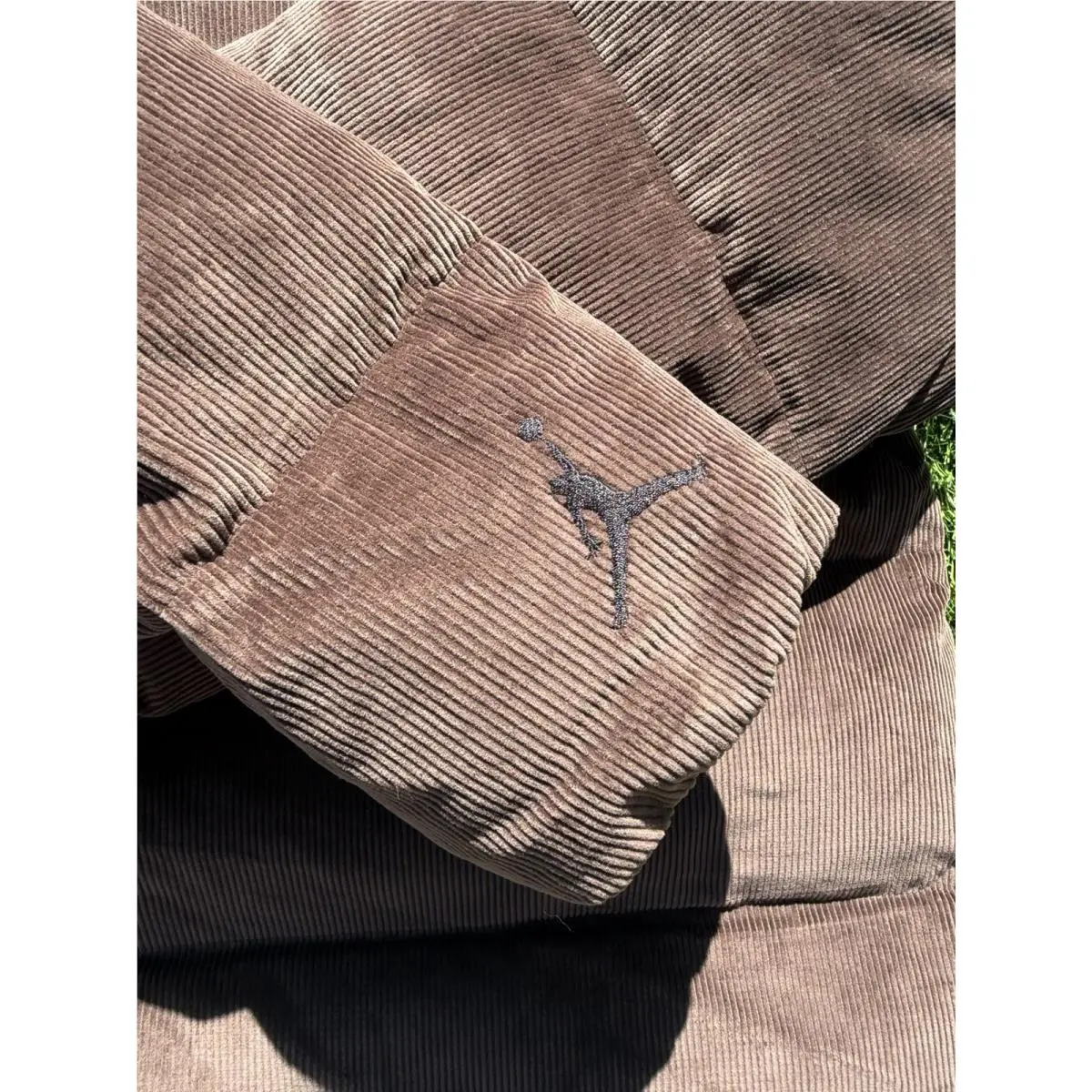 Nike clothing - Air Jordan Mens Flight Down Puffer Jacket - HV0536010 - Brown 5