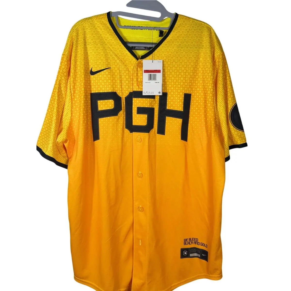 Nike clothing - Gold 3