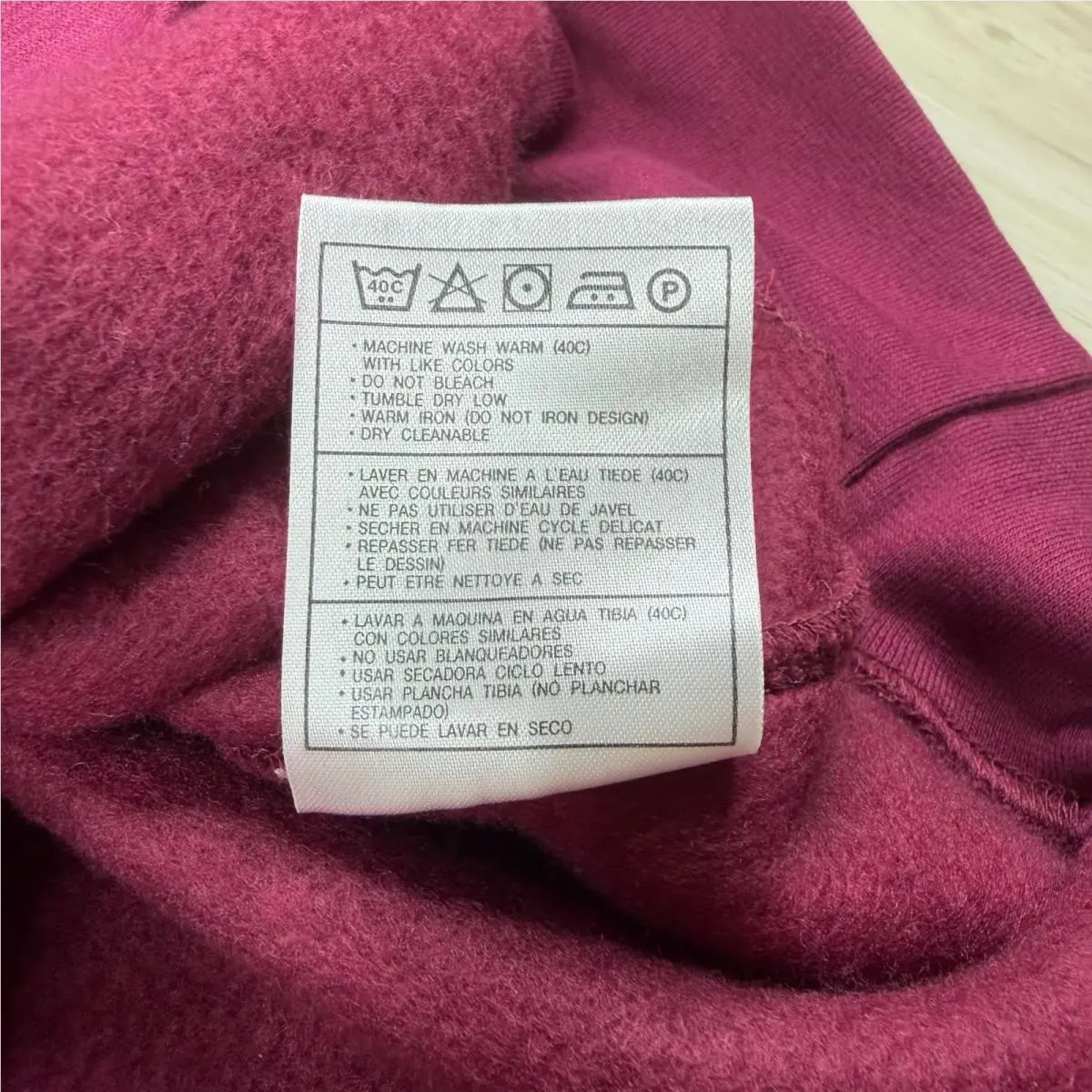Nike clothing - Maroon 6