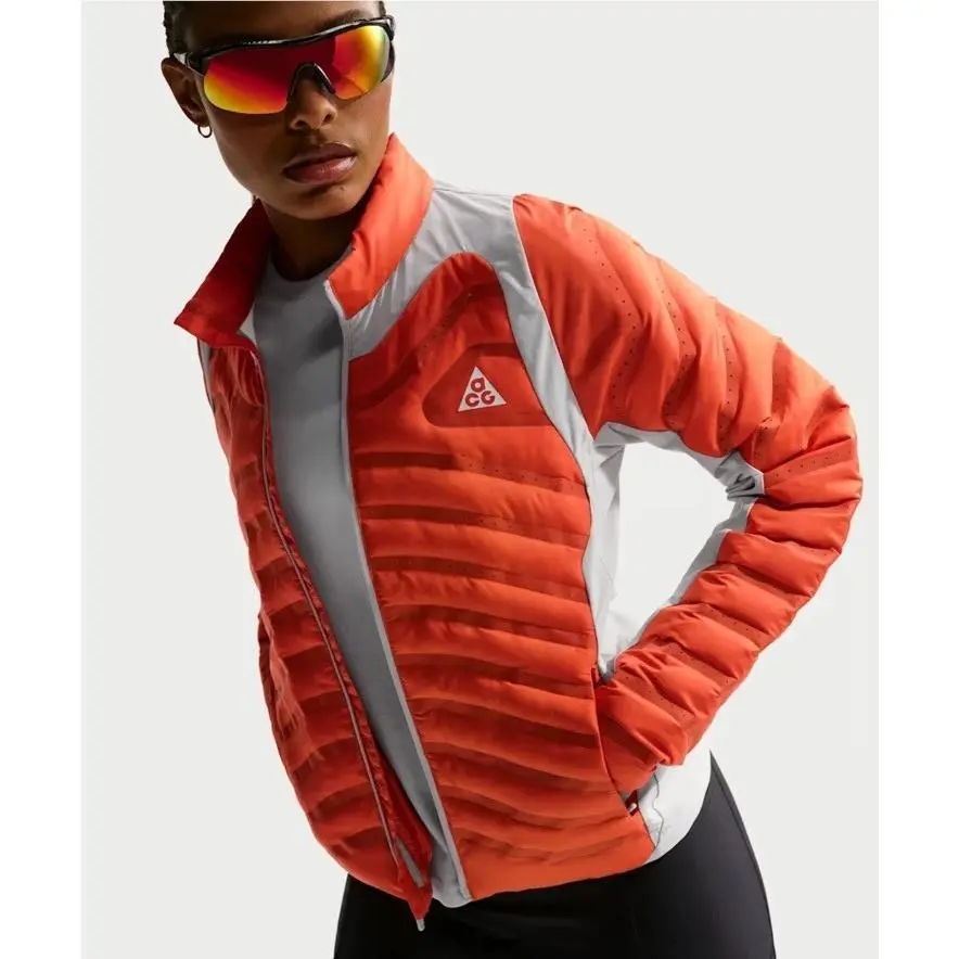 Nike clothing - Lava Loft 1