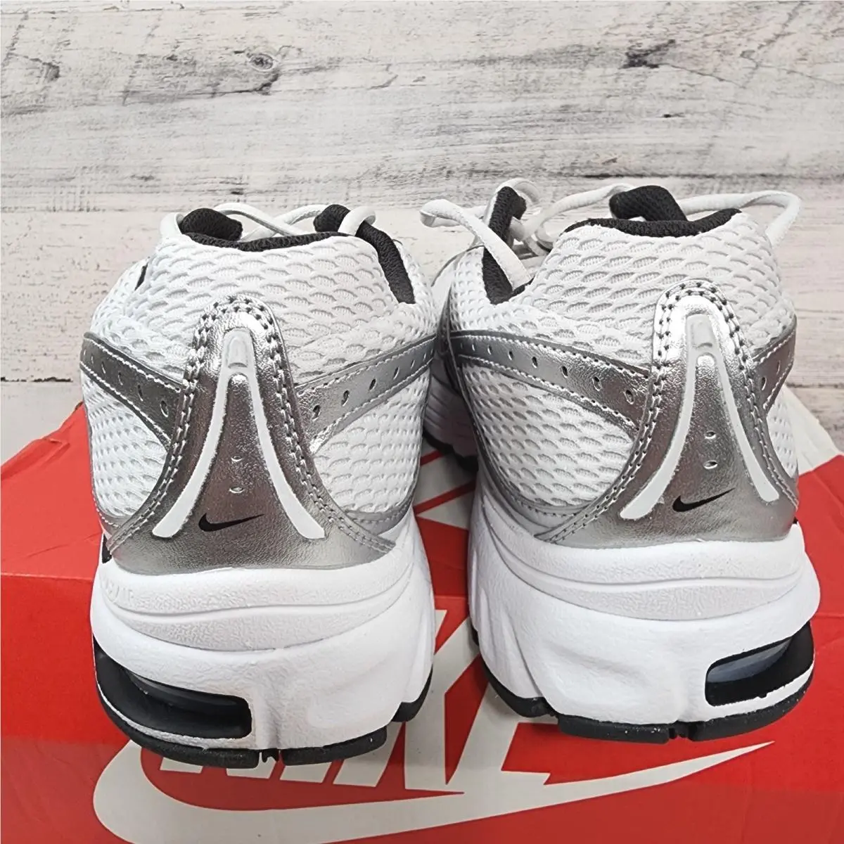 Nike shoes - Air Max Moto 2K - Air Max Moto - White 3