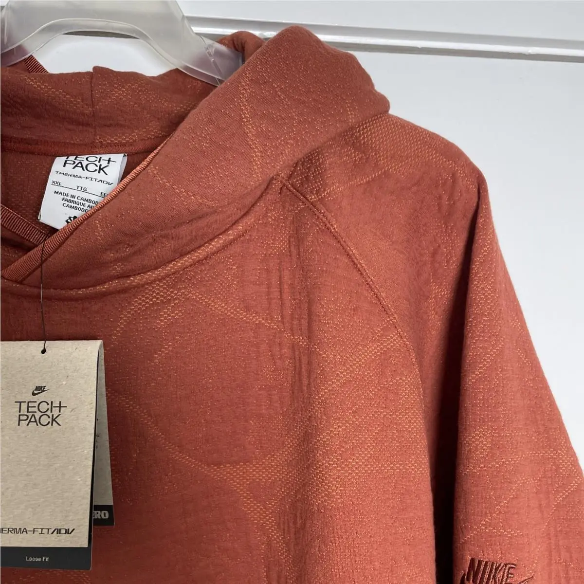 Nike clothing - Rust Orange (UPC: 196151318504) 6