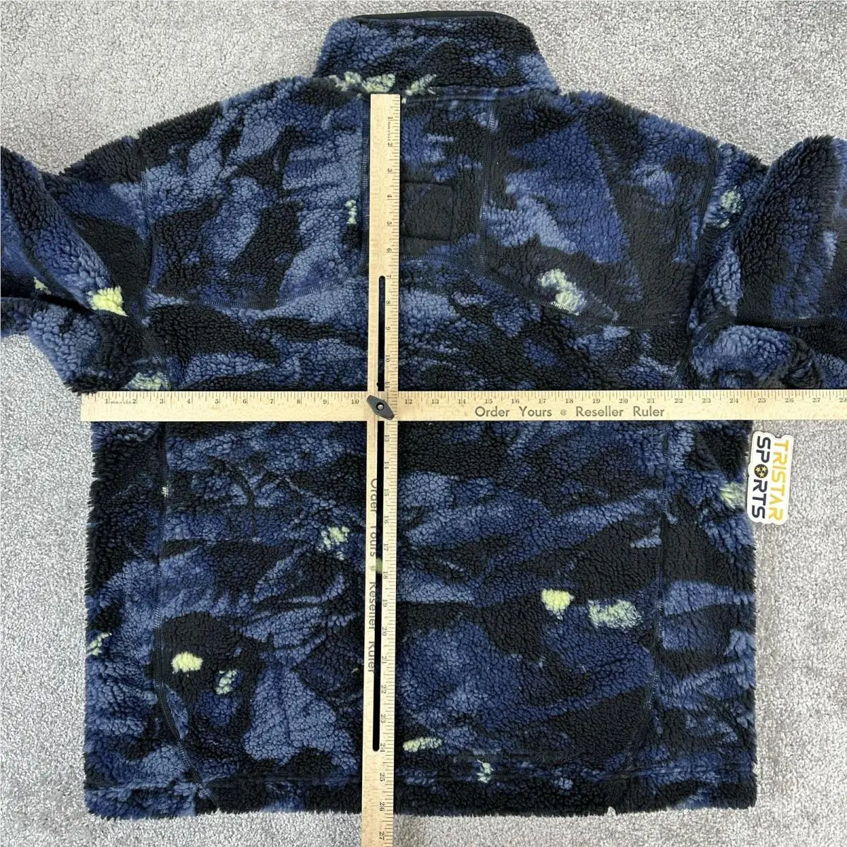 Nike clothing - Blue (UPC: 197860044067) 12