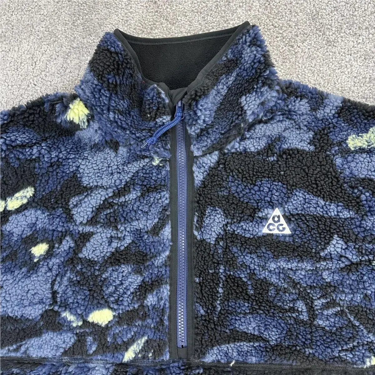 Nike clothing - Blue (UPC: 197860044067) 4