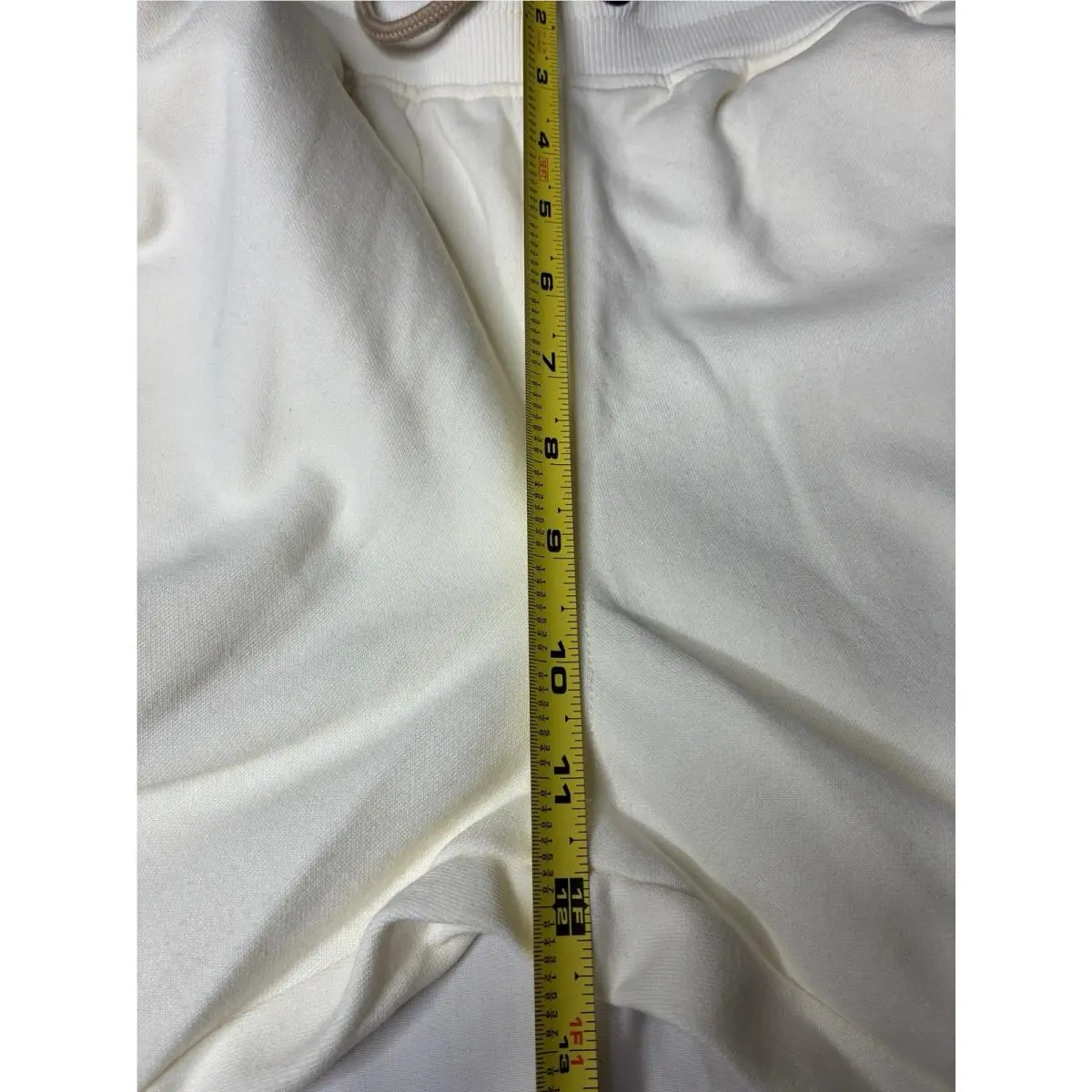 Nike clothing - Ivory 17