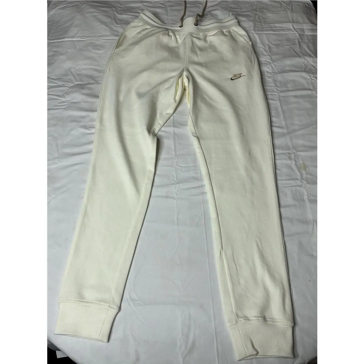 Nike clothing - Ivory 13