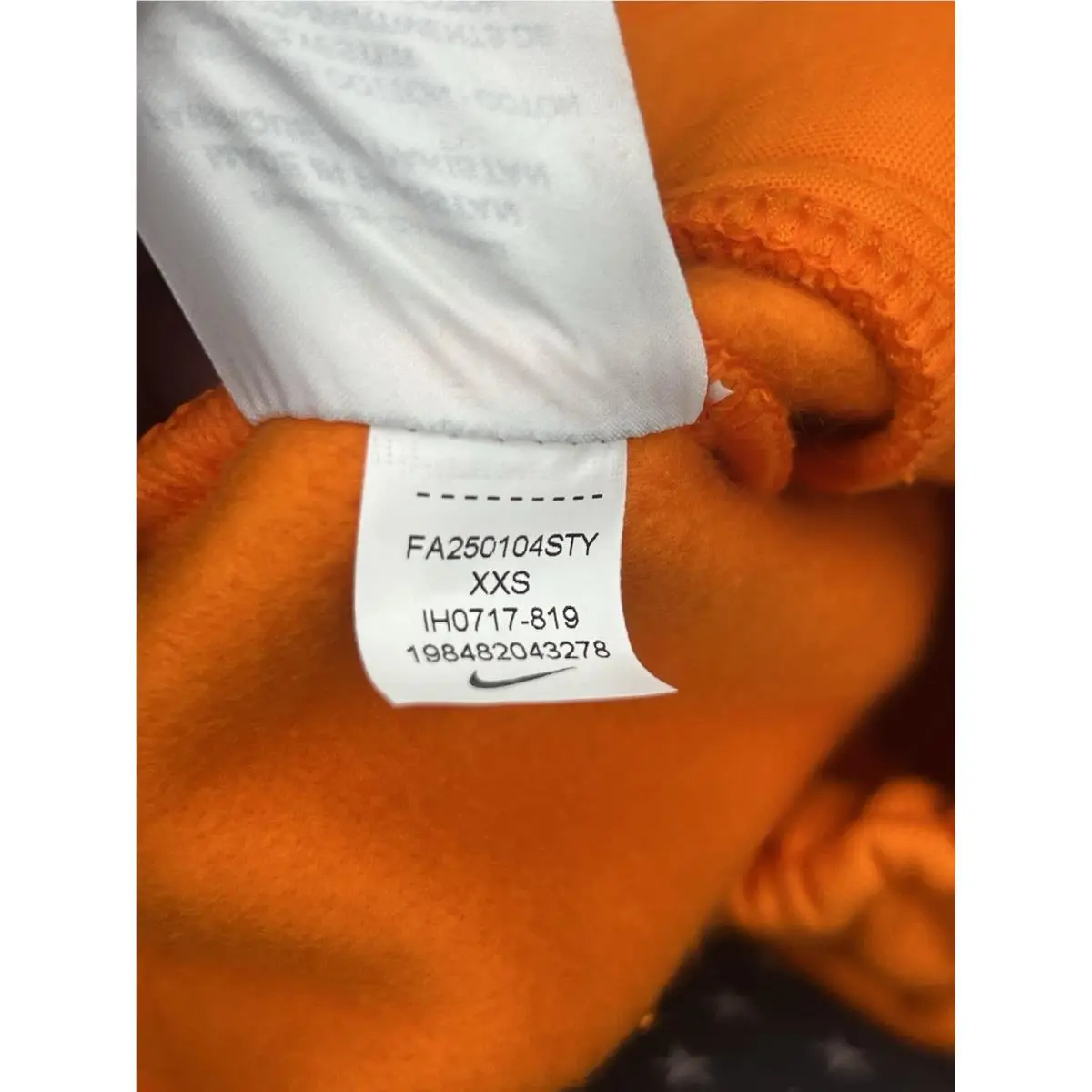 Nike clothing - Nike ACG Lungs - ACG Lungs - IH0717819 - Orange 5