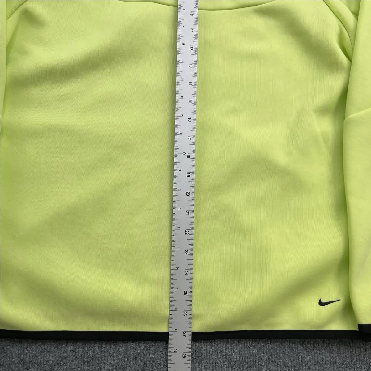 Nike clothing - Nike Tech Windrunner - Tech Windrunner - Green 10