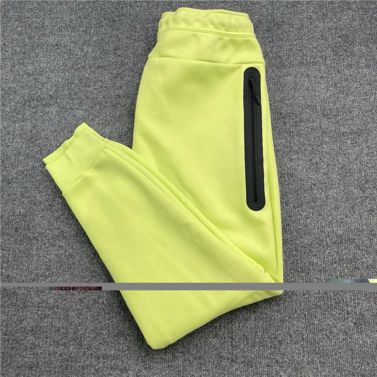 Nike clothing - Nike Tech Windrunner - Tech Windrunner - Green 22
