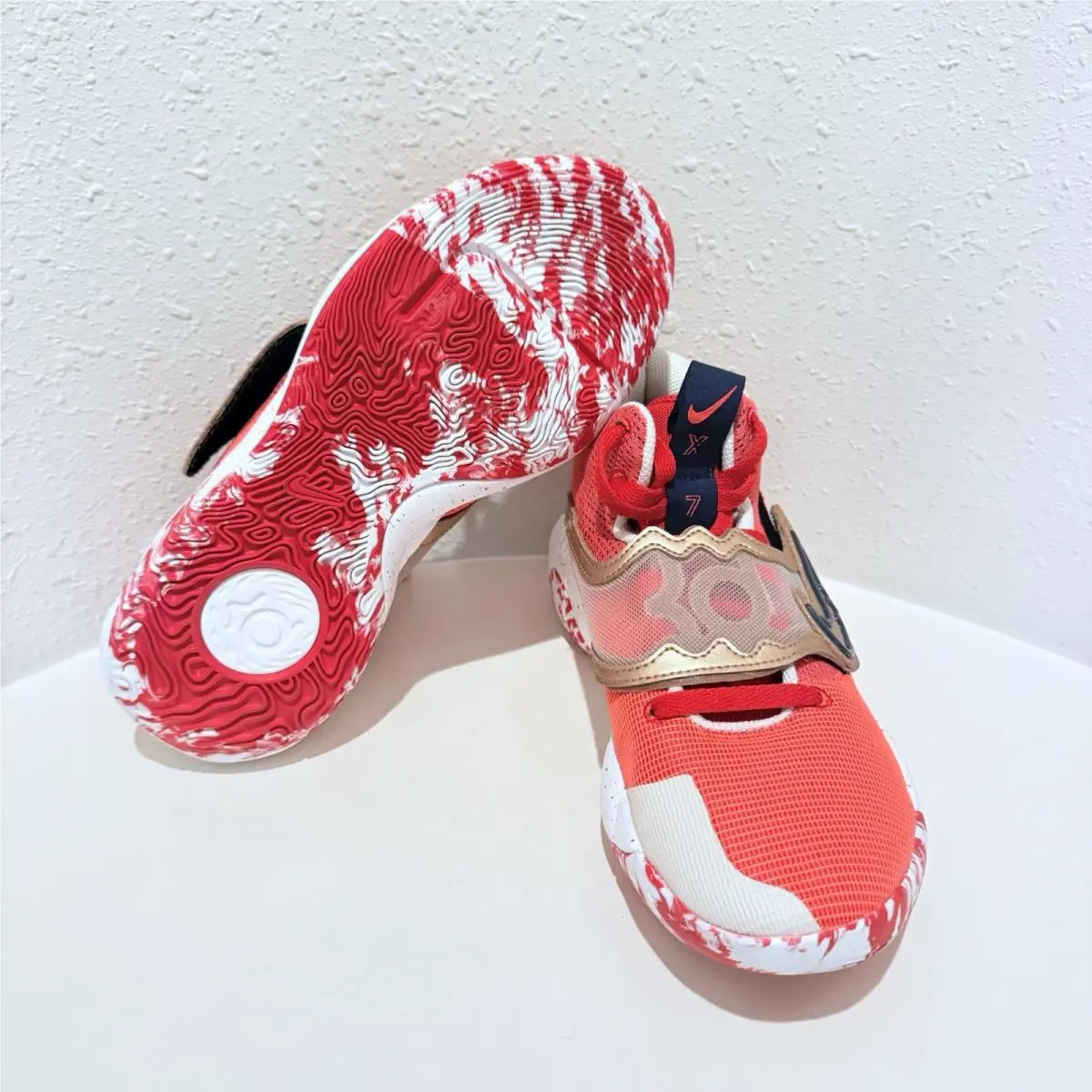 Nike shoes - Nike KD Trey 5 X - Red/gold 16