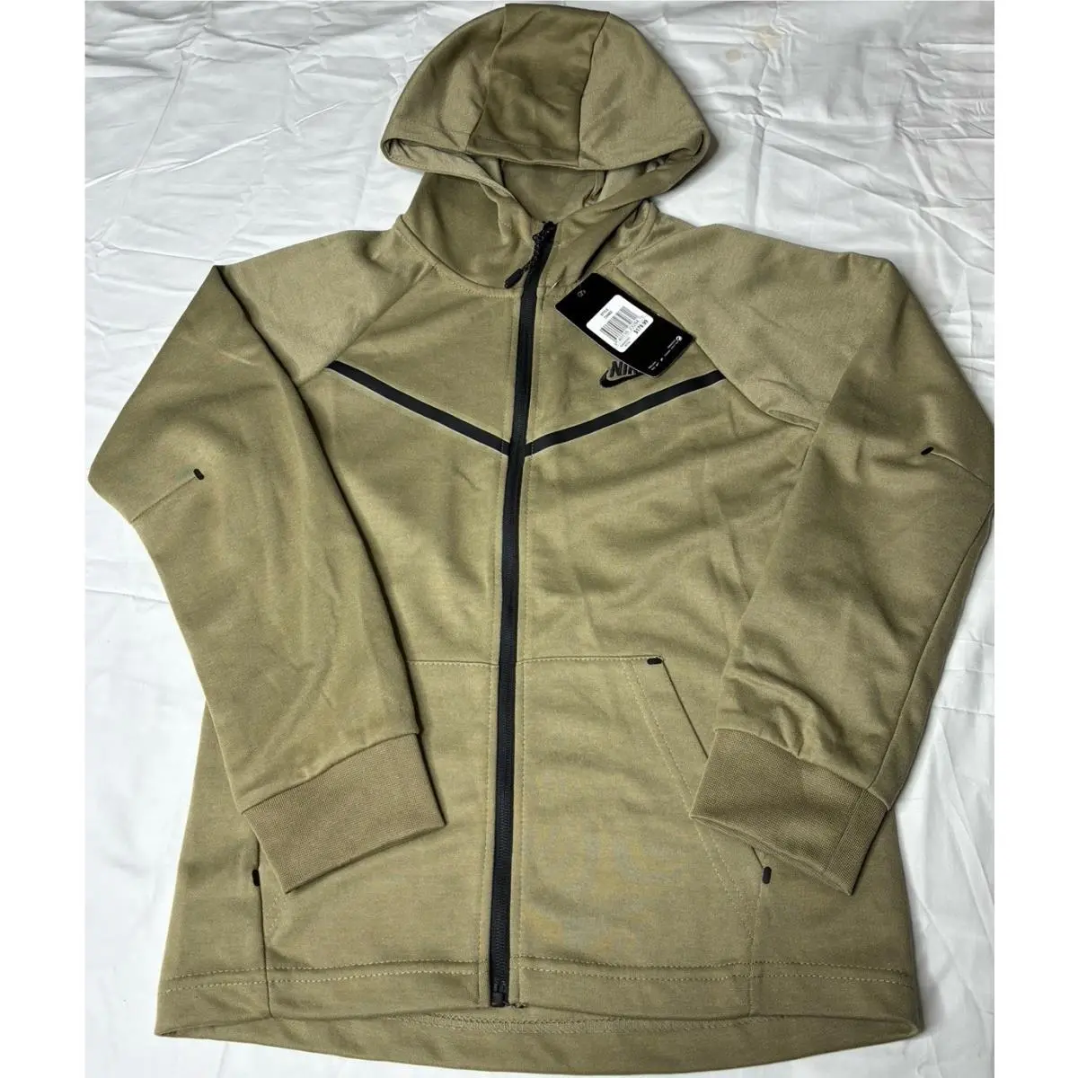 Nike clothing - Brown 1