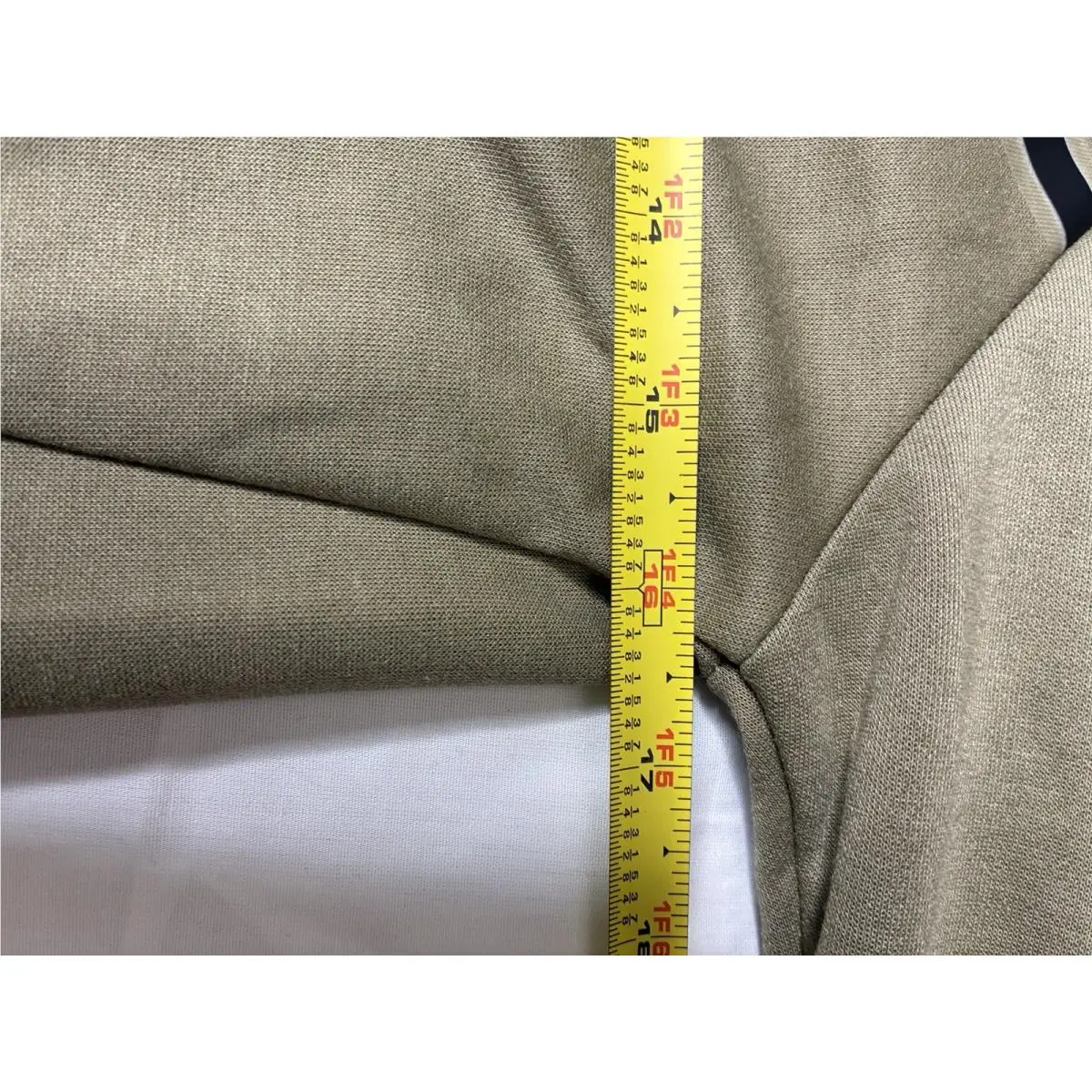 Nike clothing - Brown 9