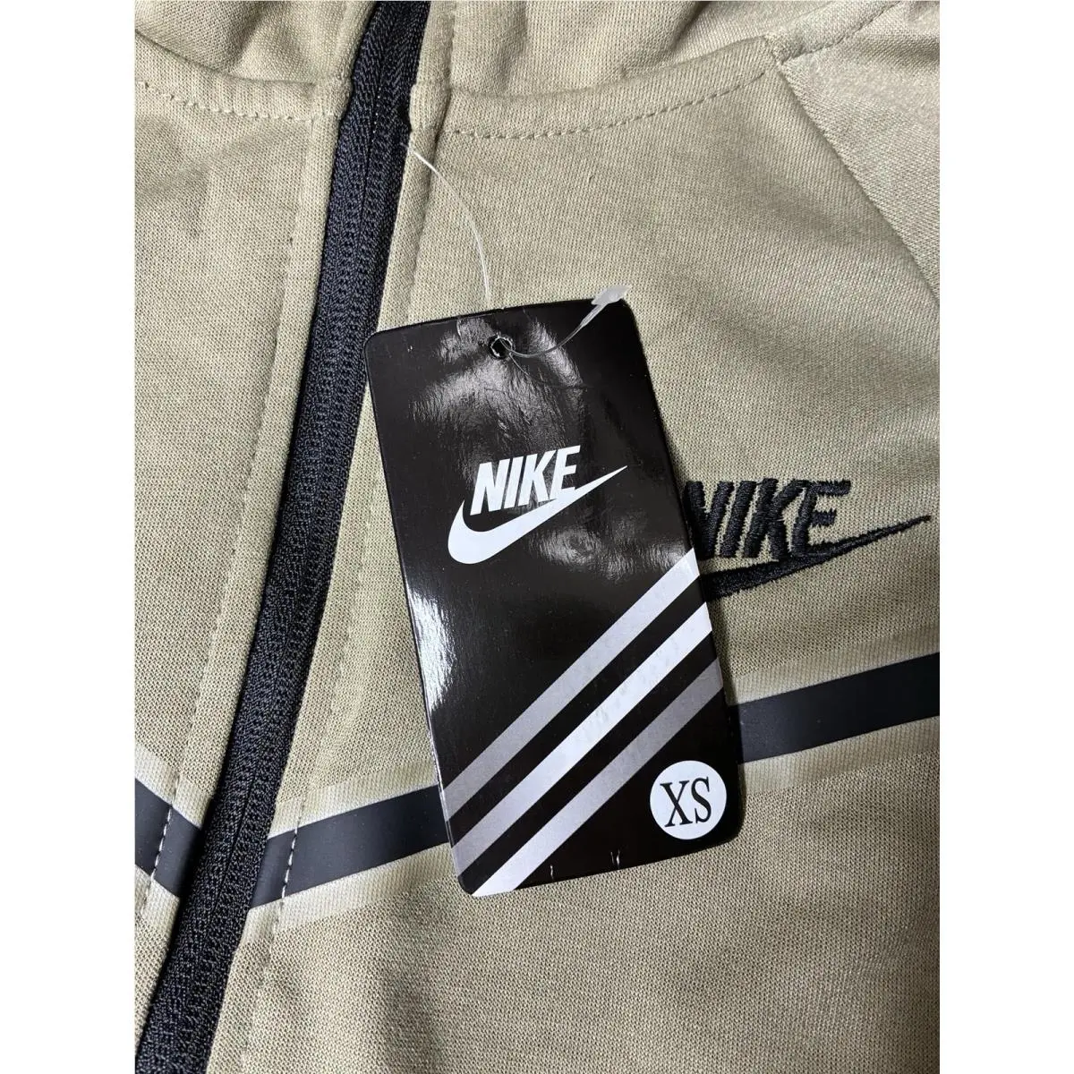 Nike clothing - Brown 7
