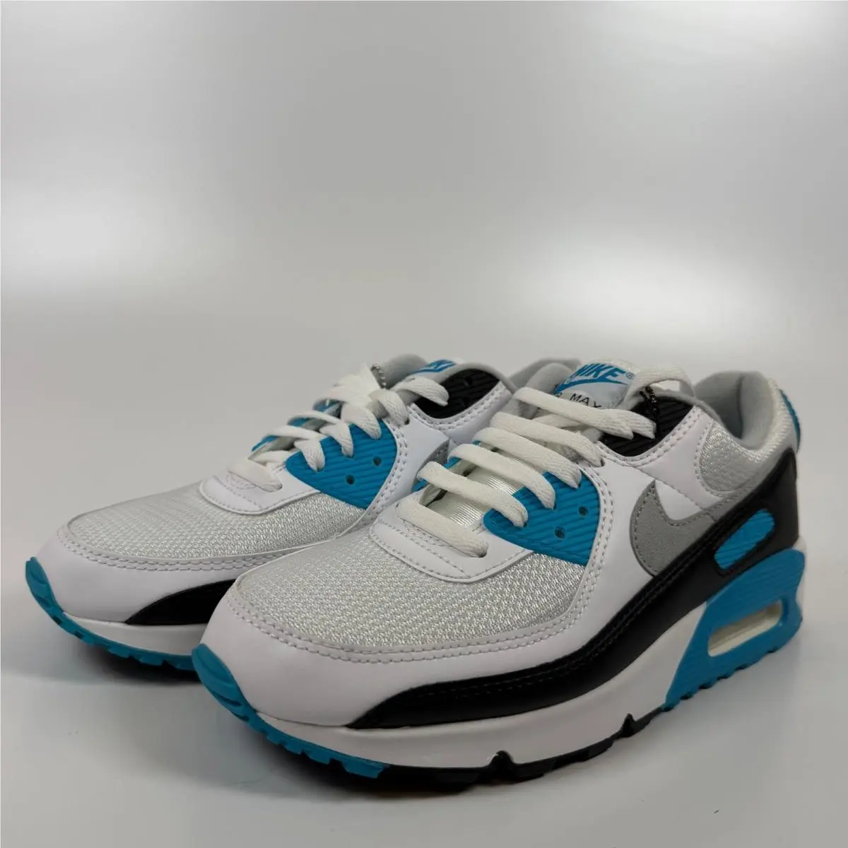 Air Max 90 Laser Blue 2020 White Black Grey CJ6779-100 Mens Size 8.5 by Nike