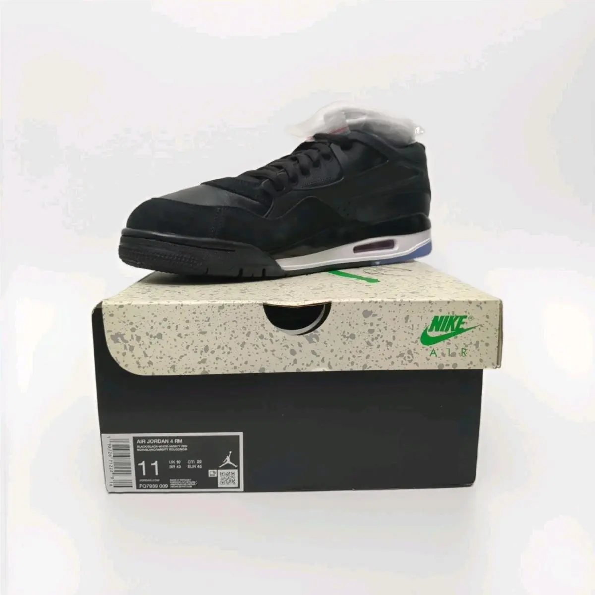 Nike shoes - 4 RM - Black/White/Varsity Red/Black 0