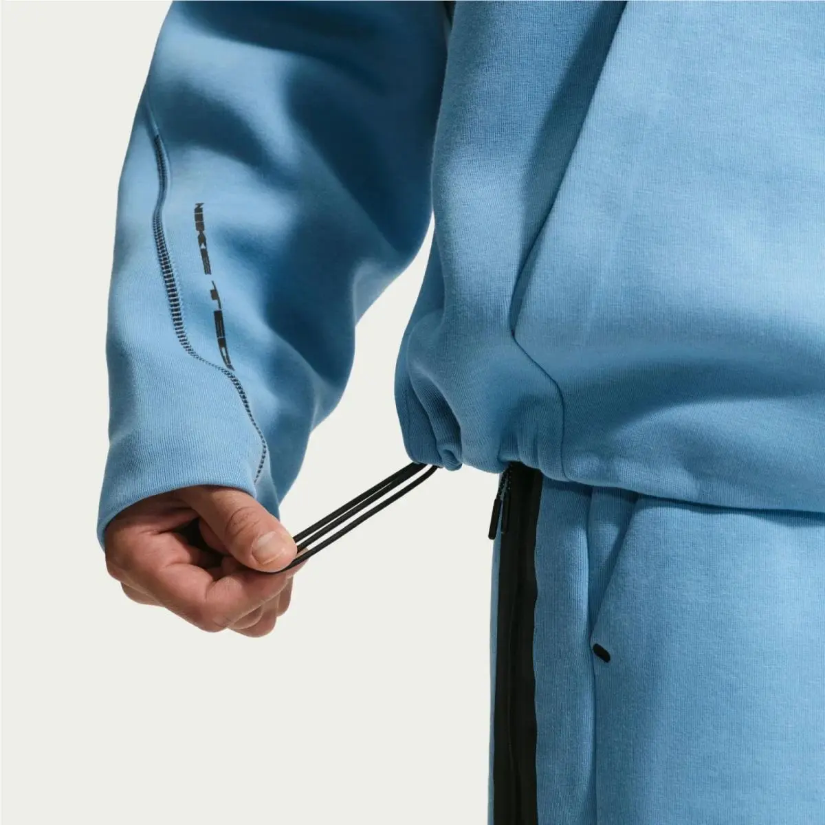 Nike clothing - Work Blue (UPC: 198488950624) 0