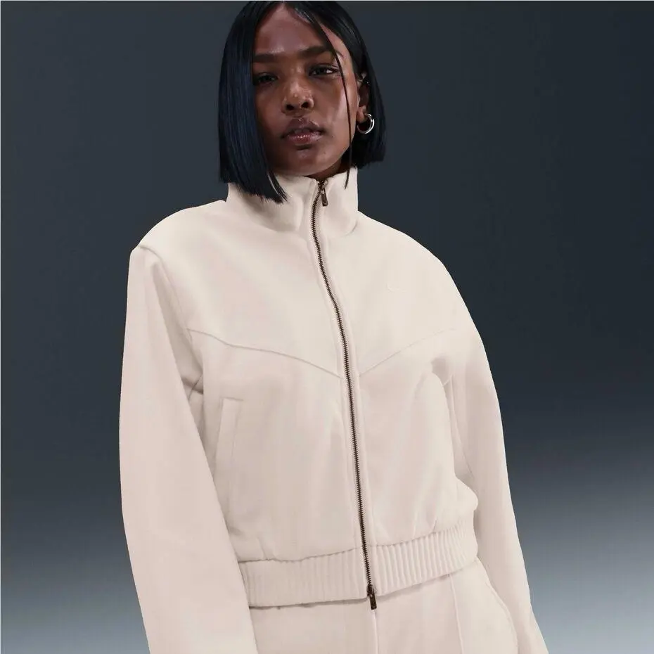 Sportswear Tailored Windrunner Jacket Women’s Small Sail Hv5143-110 by Nike