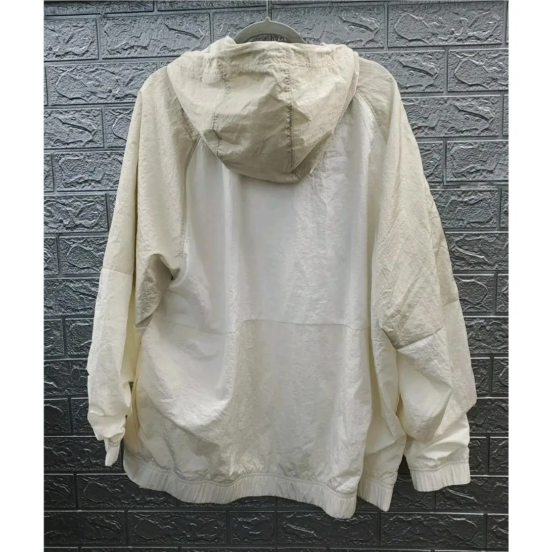 Nike clothing - Ivory 1