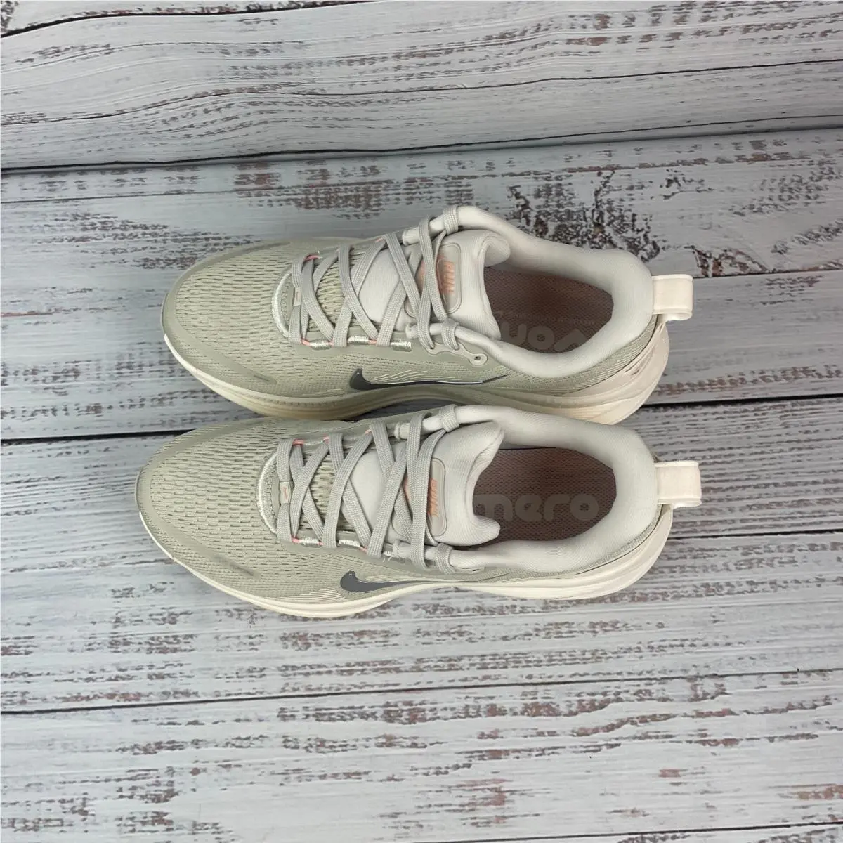 Nike shoes - Nike Vomero 18 - Vomero - Beige (UPC: 198729844927) 5
