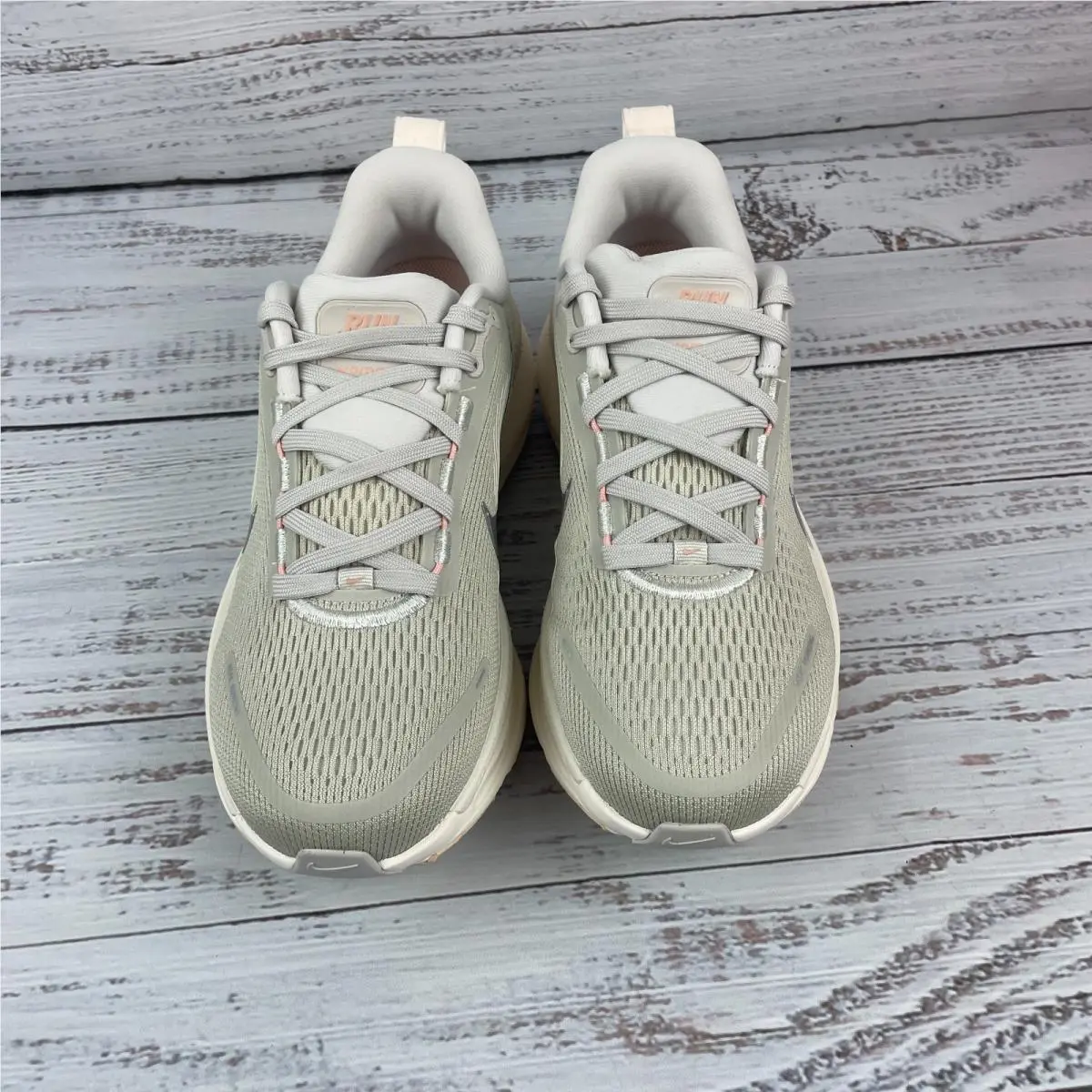 Nike shoes - Nike Vomero 18 - Vomero - Beige (UPC: 198729844927) 1