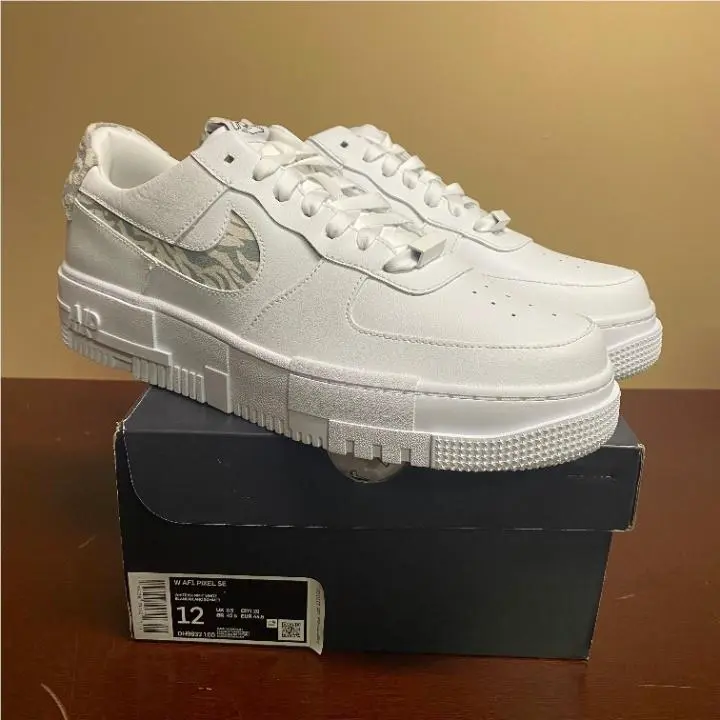 Womens White Air Force 1 Pixel SE DH9632-100 Lace Up Sneaker Shoes Size 12 by Nike